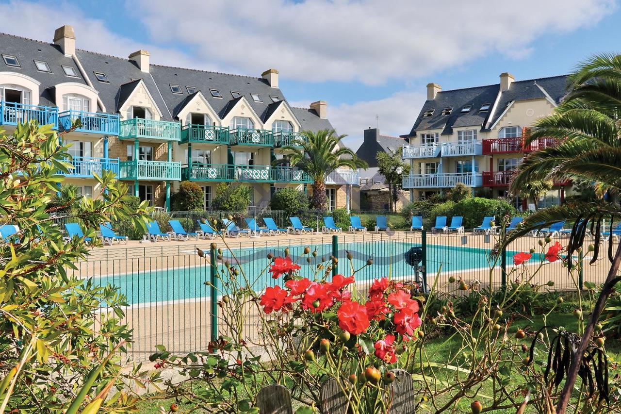 LocaLise au Guilvinec - A22 - Belle vue sur la mer, la piscine et le jardin - Tout à pied, plages, port, centre, commerces, marché - Wifi inclus - Animaux bienvenus - Linge de lit inclus Exterior foto
