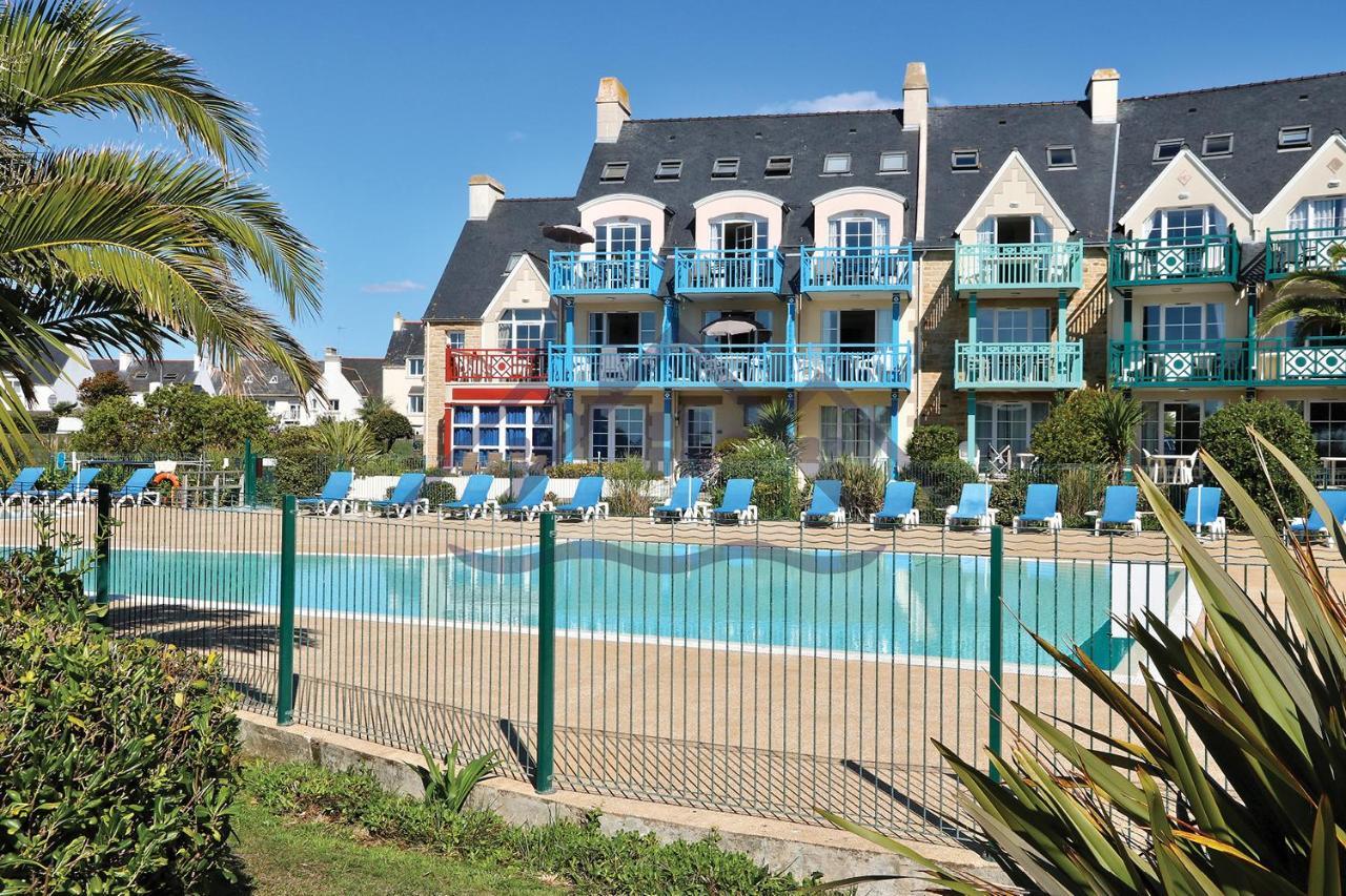 LocaLise au Guilvinec - A22 - Belle vue sur la mer, la piscine et le jardin - Tout à pied, plages, port, centre, commerces, marché - Wifi inclus - Animaux bienvenus - Linge de lit inclus Exterior foto